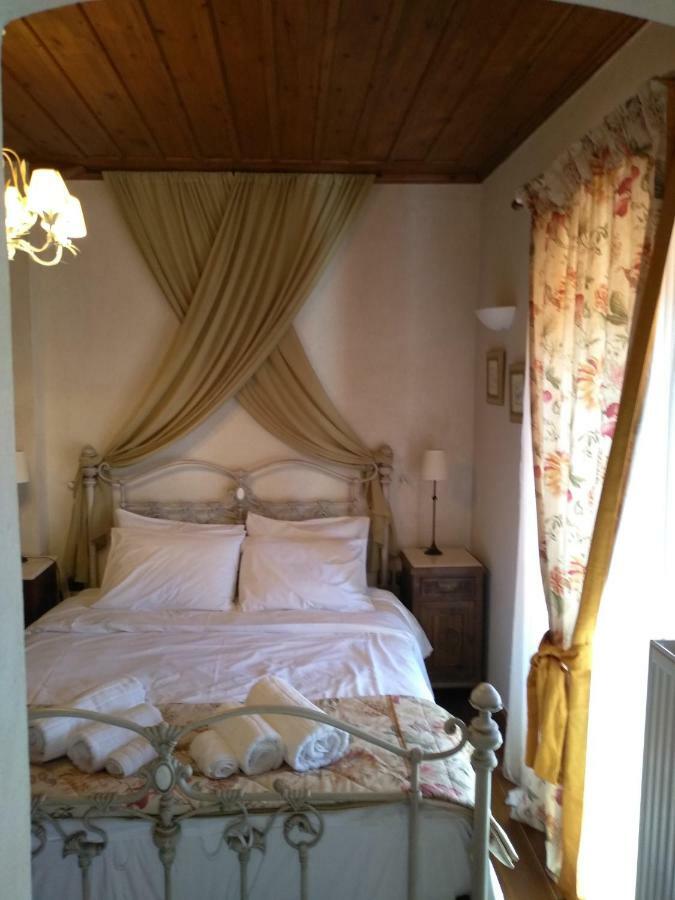 Lousiou Nymfes Bed and Breakfast Gortynia Esterno foto